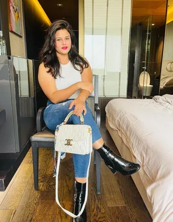 aunty escorts in Goa